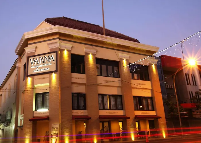 Varna Culture Hotel Soerabaia