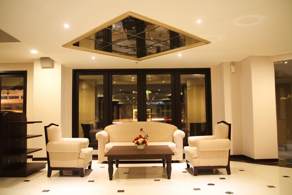 Hotel Varna Culture Soerabaia Surabaya